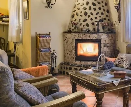 Hotel La Senda De Caracoles - *